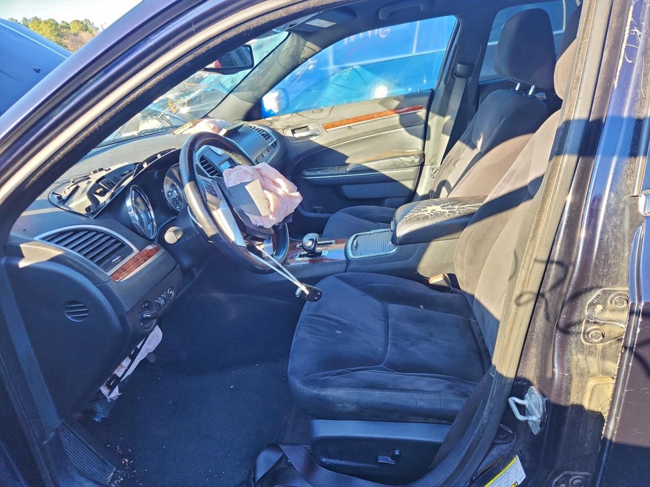 Lot #3315937115 2012 CHRYSLER 300