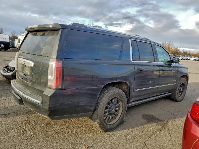 2017 GMC YUKON XL D #3308292156