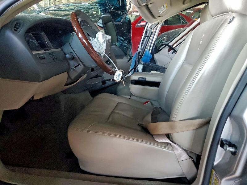 2009 LINCOLN TOWN CAR S #3311679228