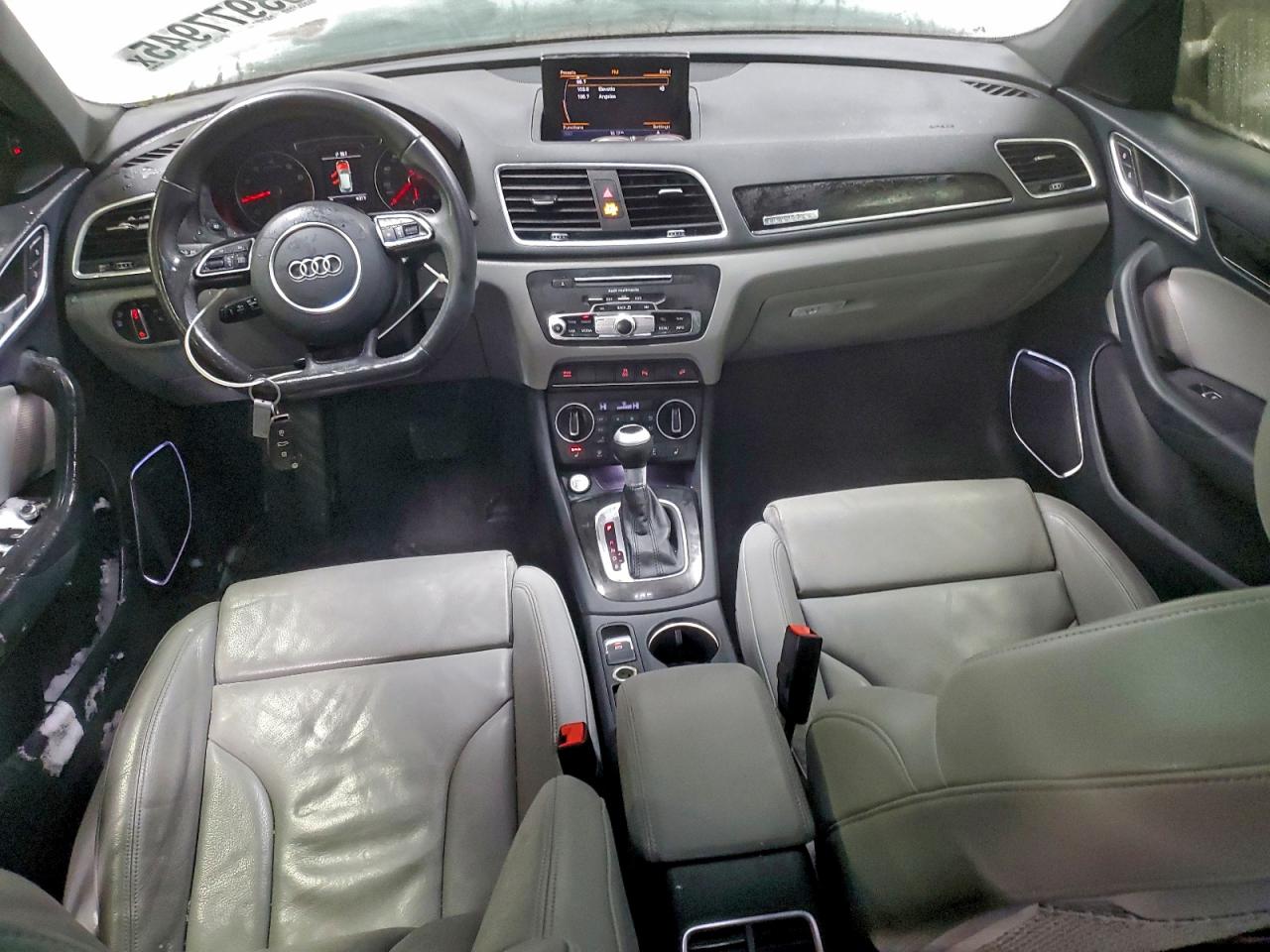 AUDI Q3 PREMIUM PLUS