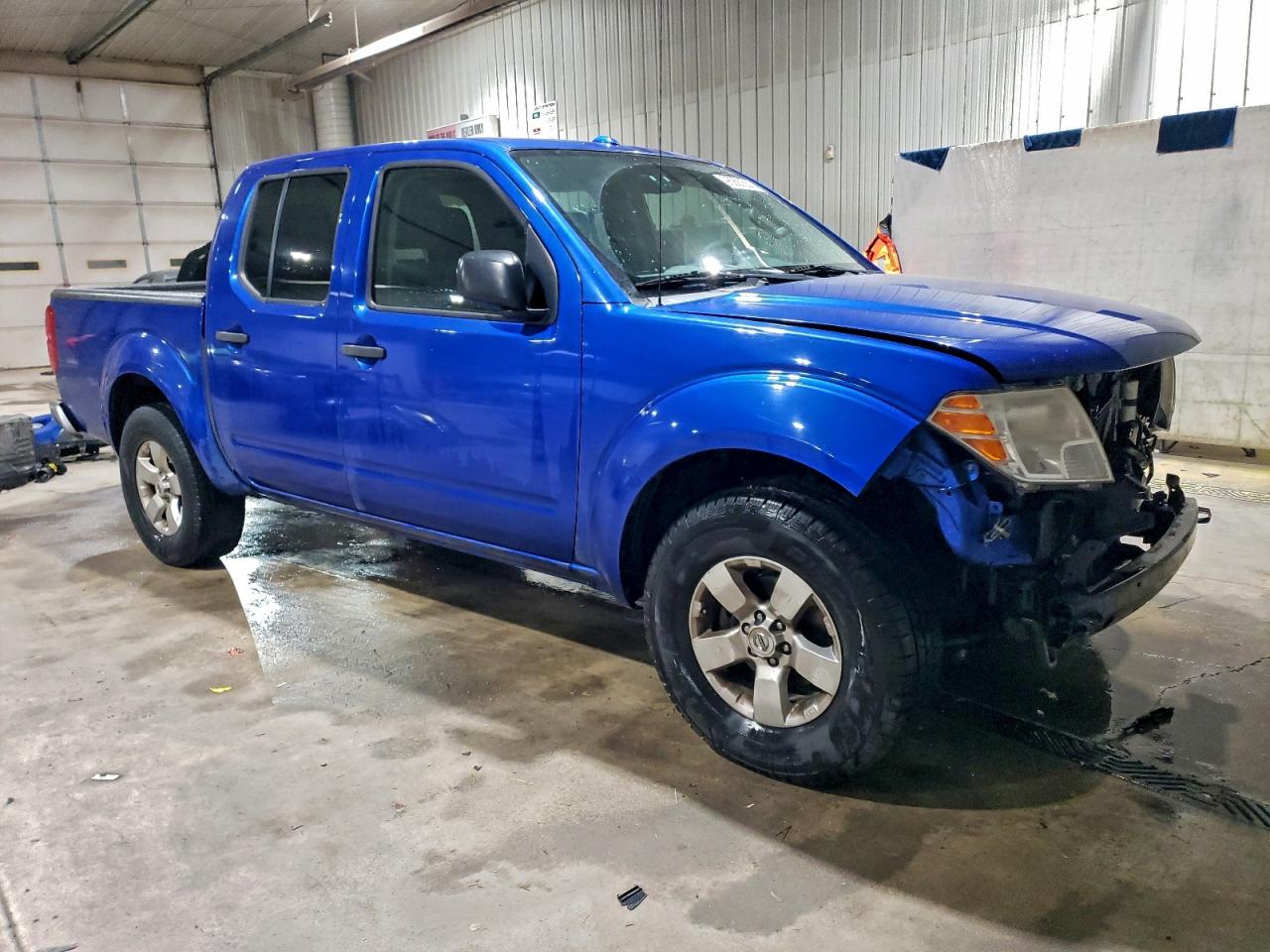 NISSAN FRONTIER S