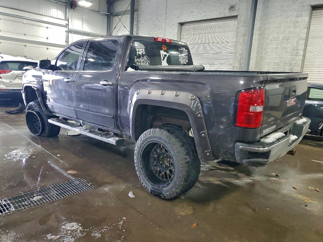 GMC SIERRA K1500 SLE
