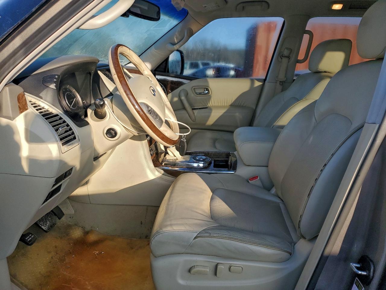 INFINITI QX80