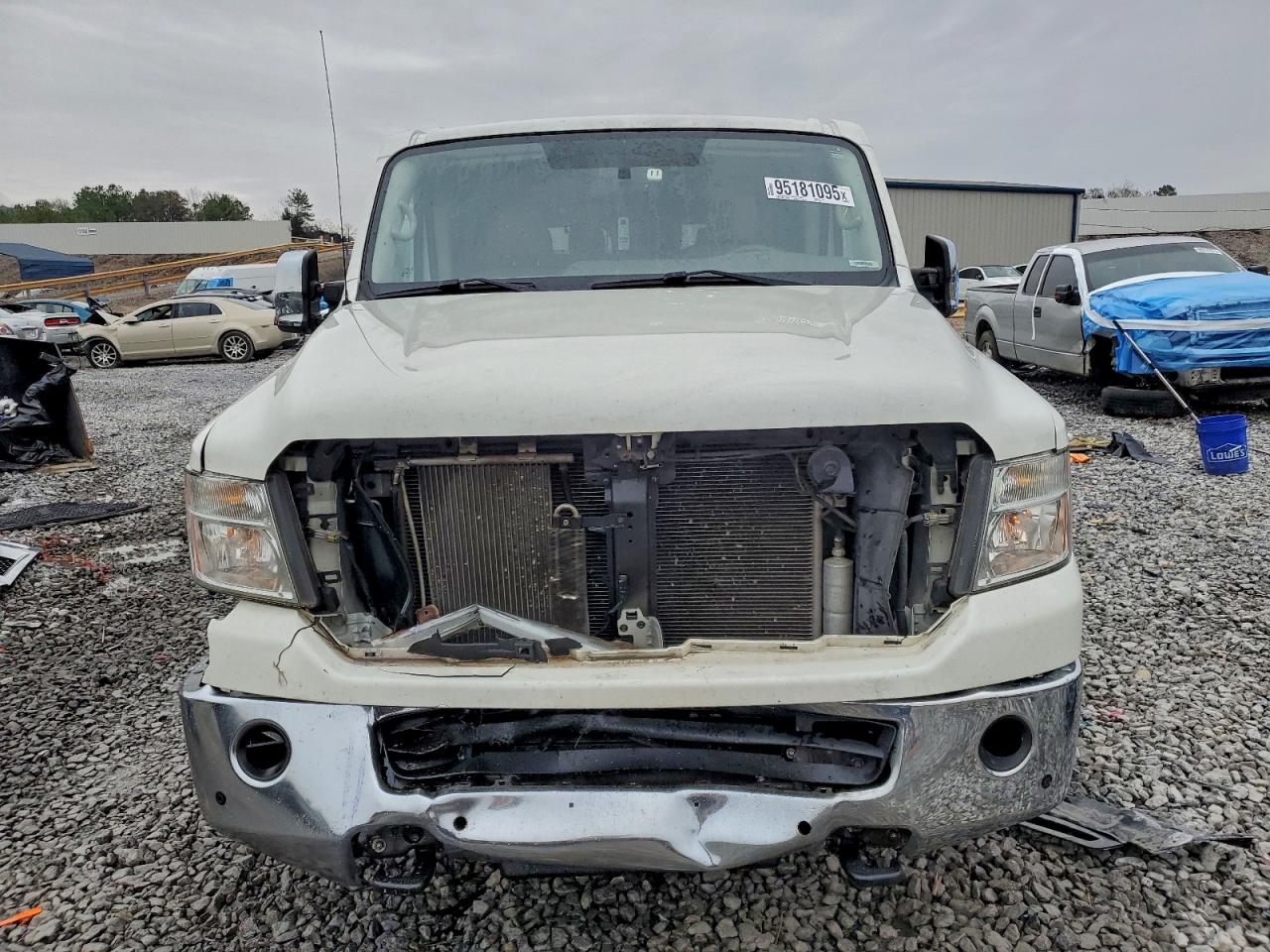 NISSAN NV3500 3500 S