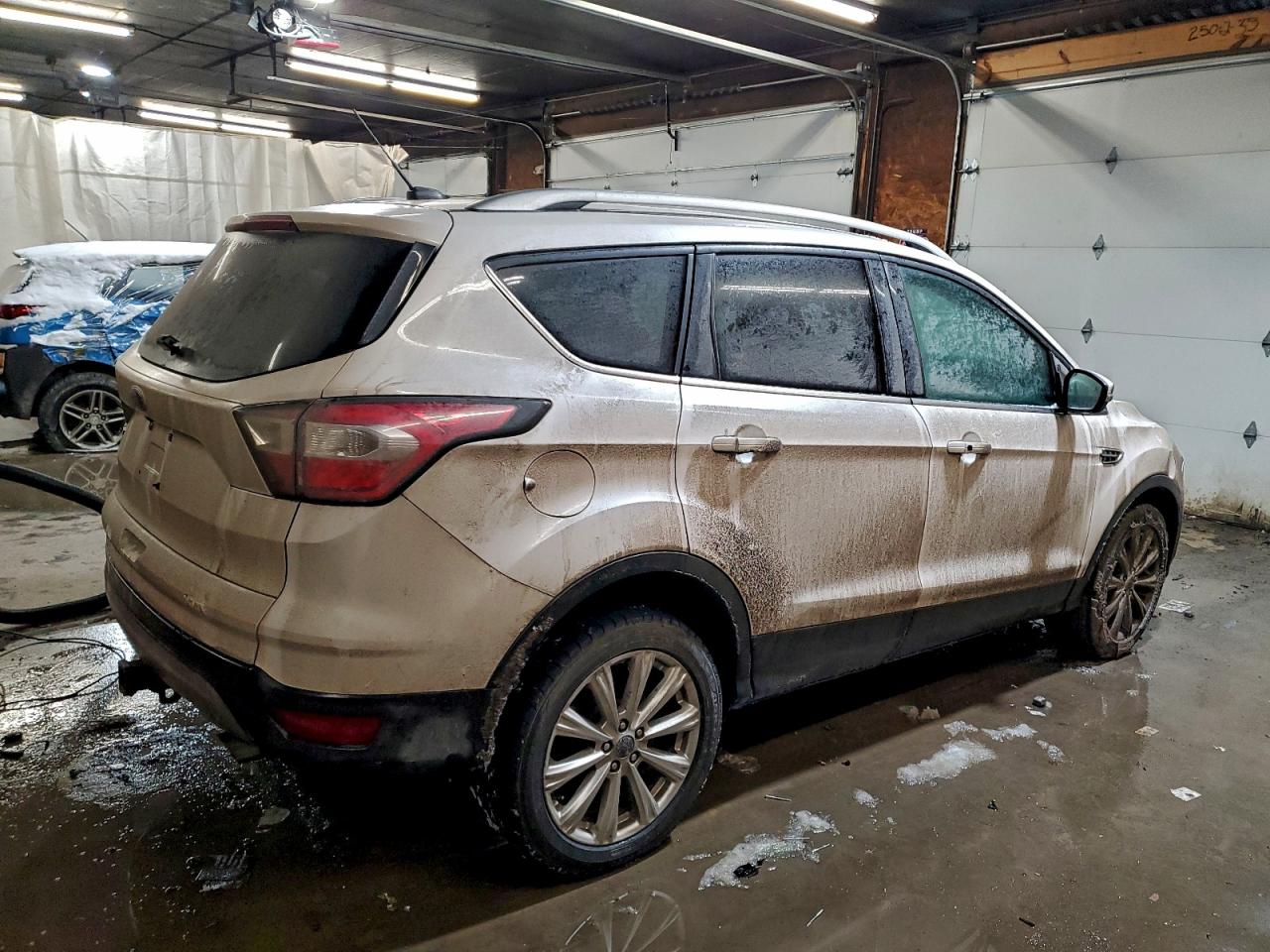 Lot #3312185107 2017 FORD ESCAPE TIT
