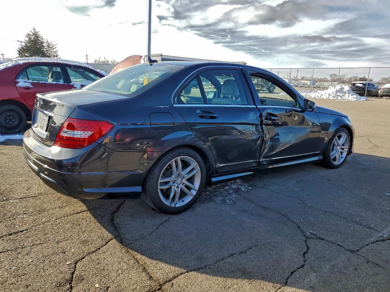 MERCEDES-BENZ C-CLASS 250