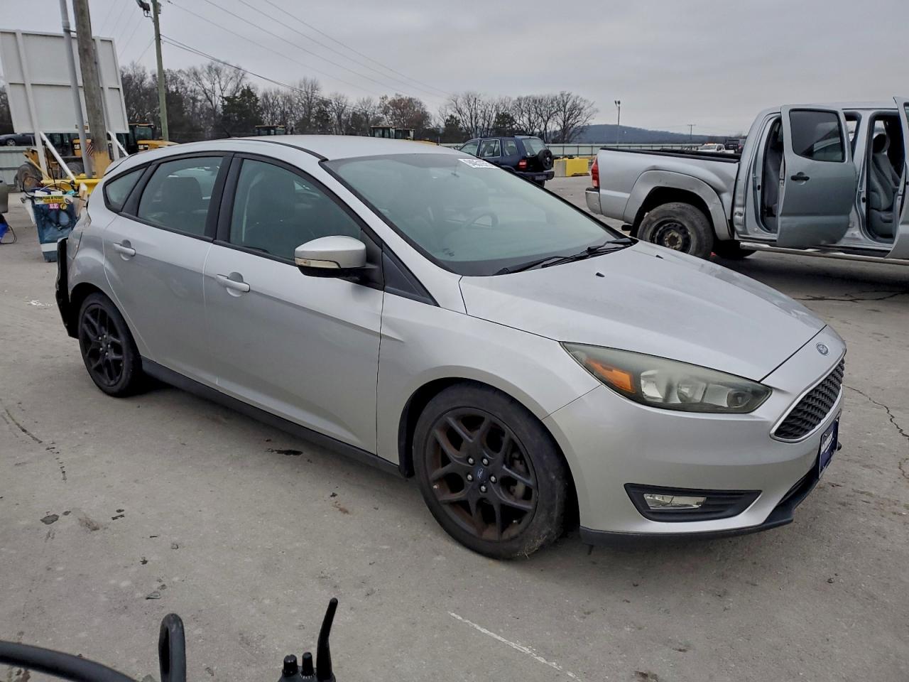 FORD FOCUS SE