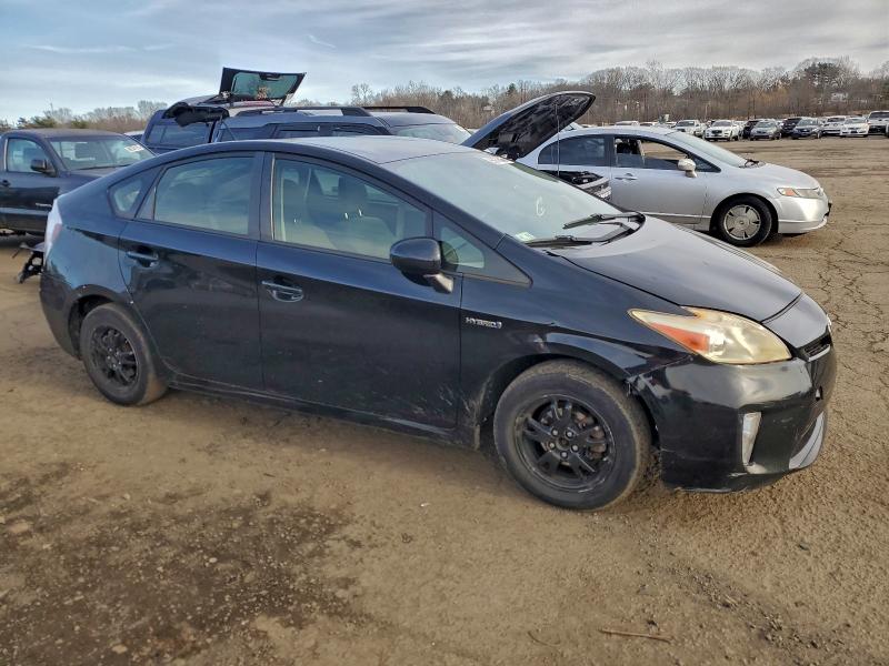2013 TOYOTA PRIUS #3311461327