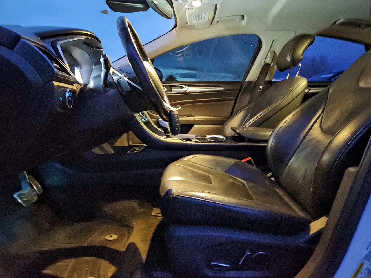 FORD FUSION TITANIUM