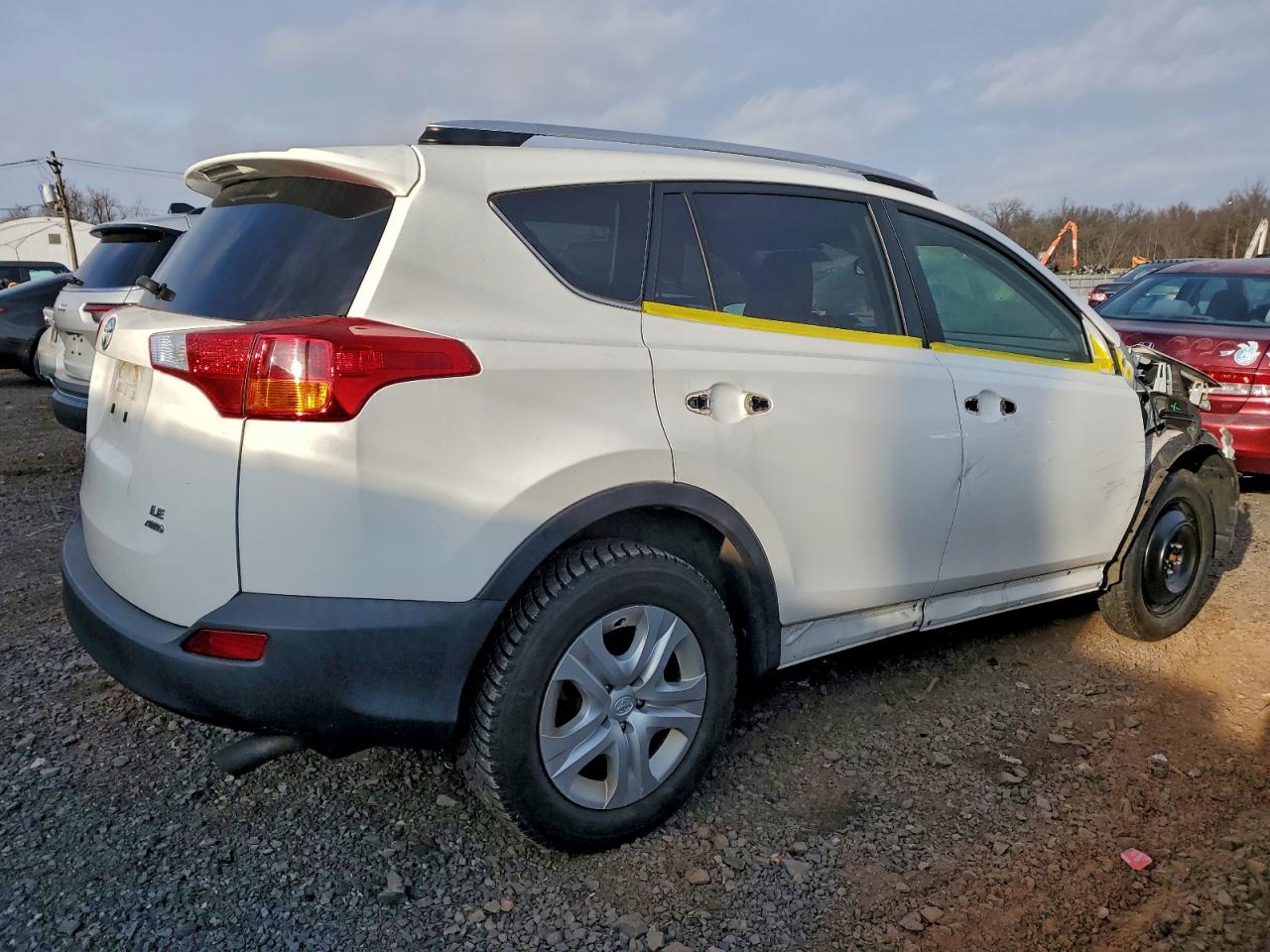 TOYOTA RAV4 LE