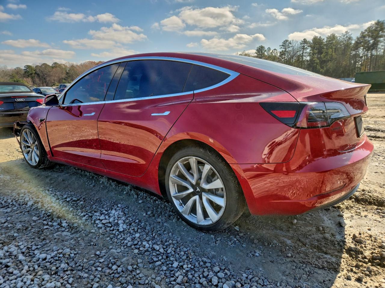 Lot #3315976086 2019 TESLA MODEL 3