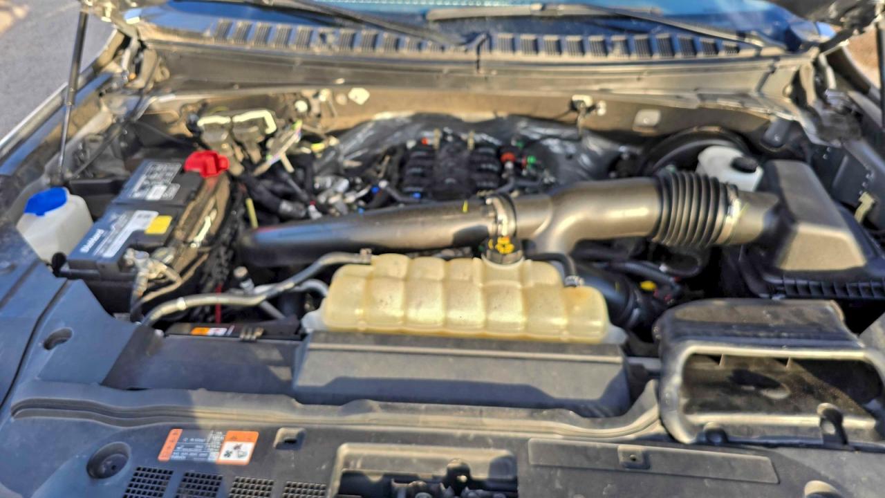 LINCOLN NAVIGATOR RESERVE