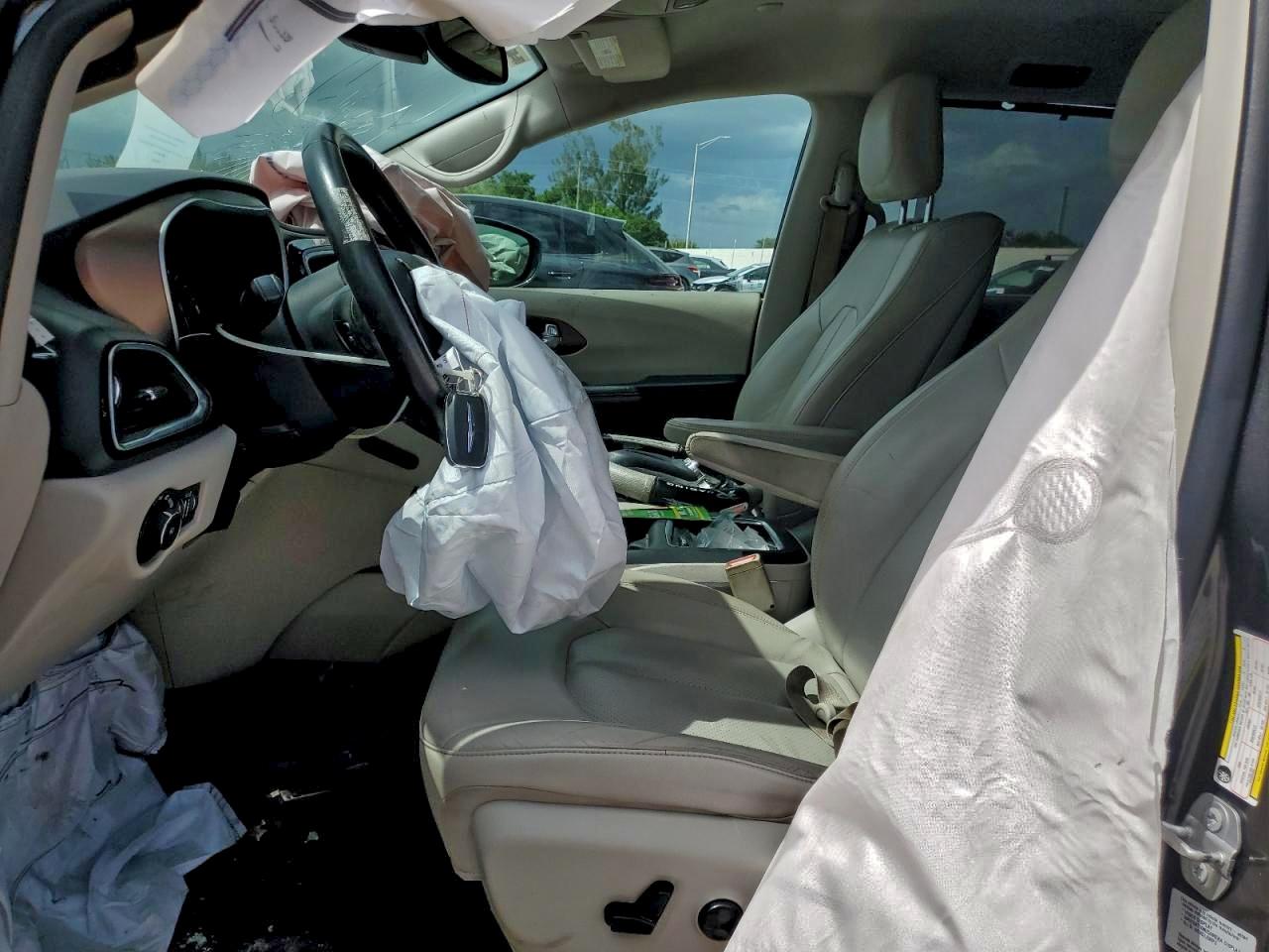 Lot #3316803398 2017 CHRYSLER PACIFICA T