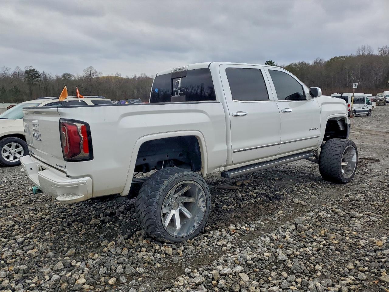 GMC SIERRA K1500 DENALI