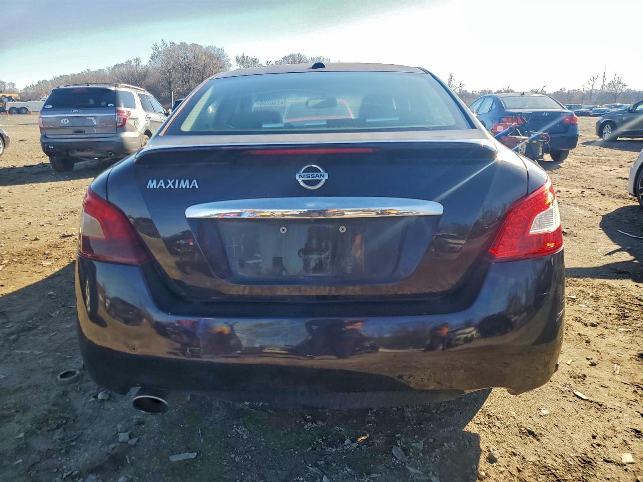 NISSAN MAXIMA S