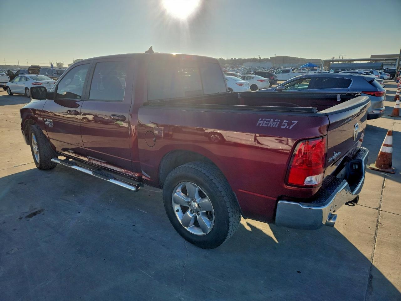 RAM 1500 SLT