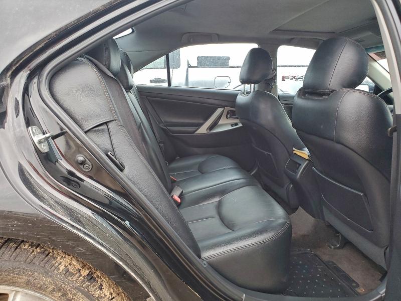 2011 TOYOTA CAMRY SE #3303845511