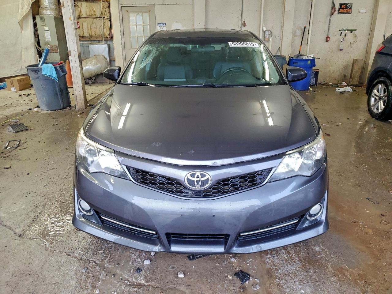 TOYOTA CAMRY L
