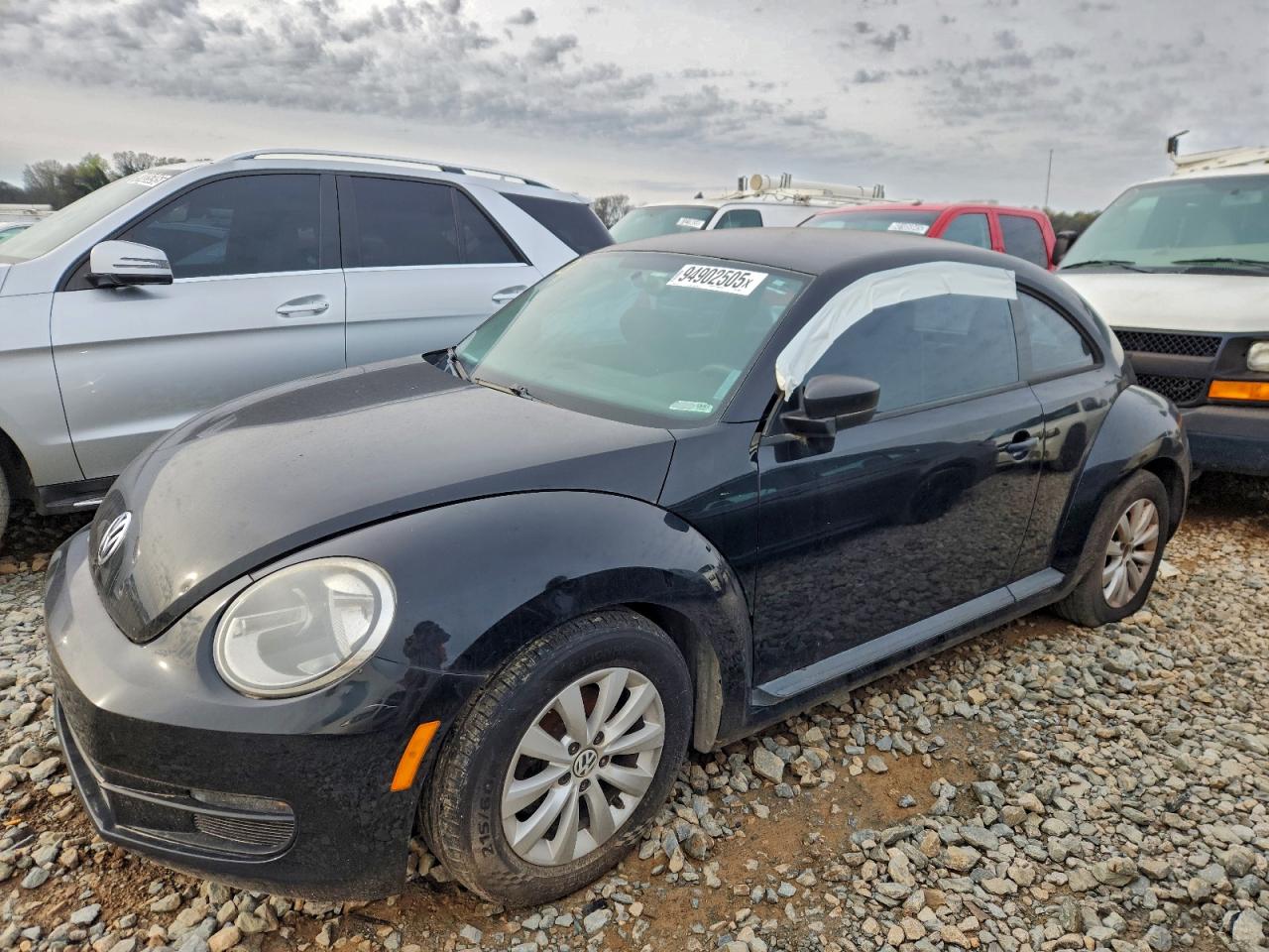 VOLKSWAGEN BEETLE