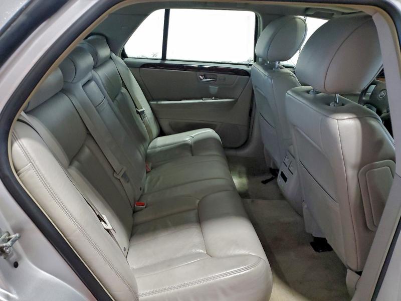 2011 CADILLAC DTS PREMIU #3302759433