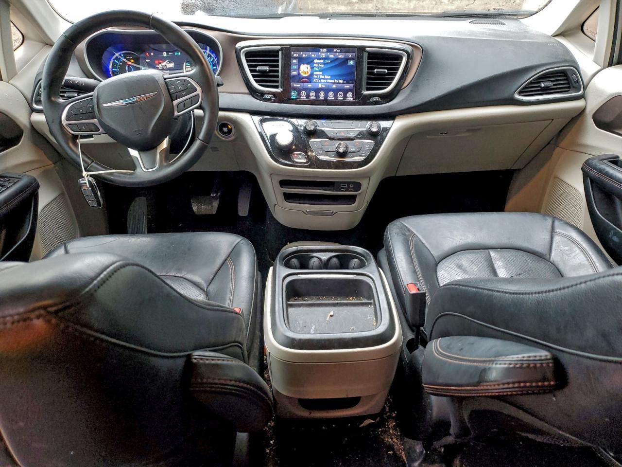 CHRYSLER PACIFICA HYBRID TOURING L