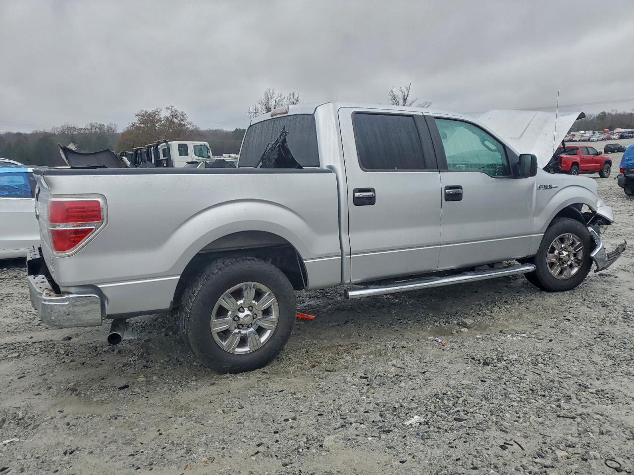 FORD F-150 SUPERCREW