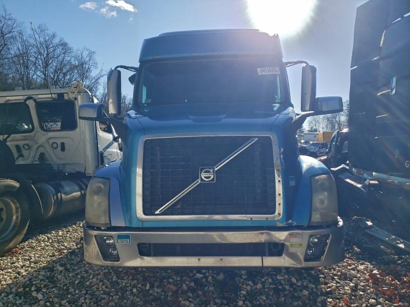 2017 VOLVO VNL #3309279624