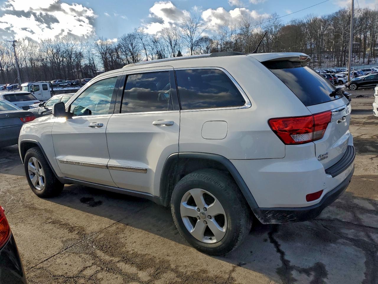 JEEP GRAND CHEROKEE LAREDO