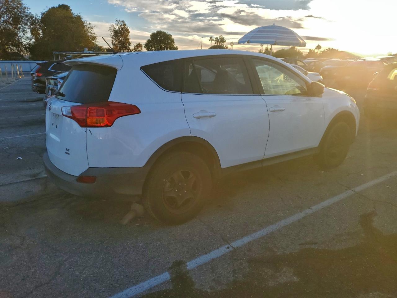 TOYOTA RAV4 LE