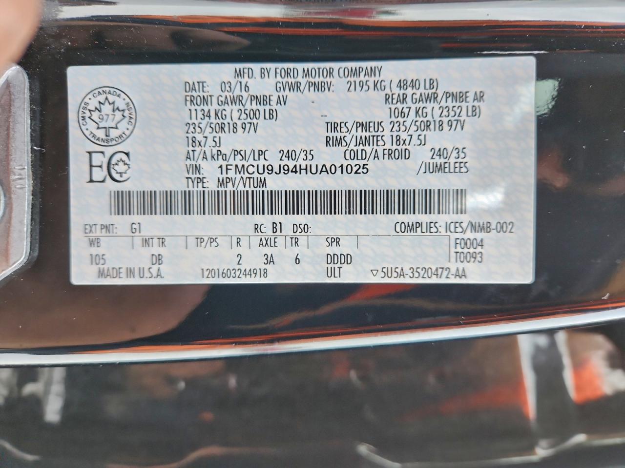 FORD ESCAPE TITANIUM