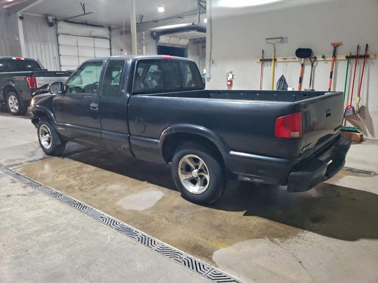 Lot #3311696260 1998 CHEVROLET S TRUCK S1