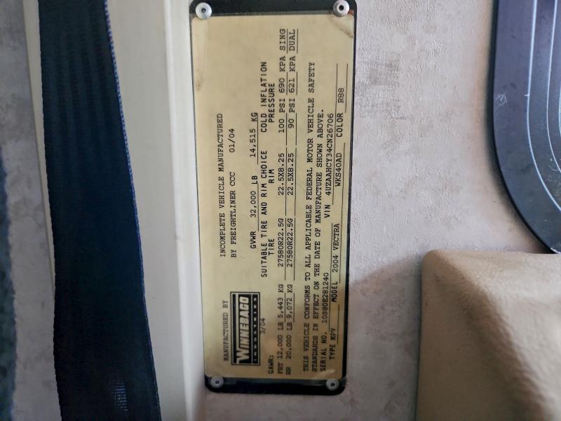 2004 FREIGHTLINER CHASSIS X #3305450079