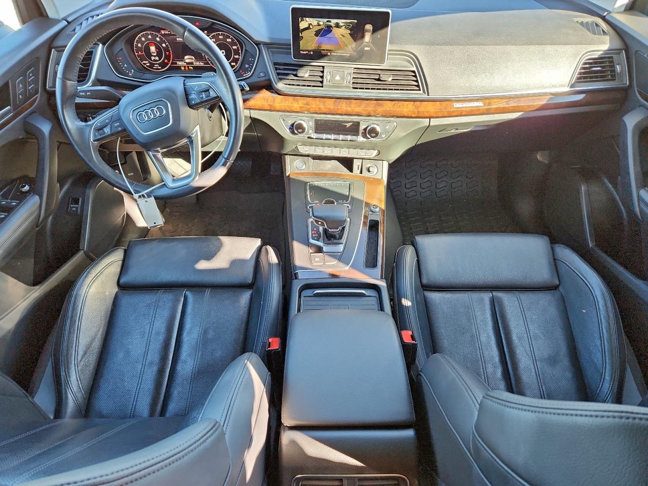 AUDI Q5 PREMIUM PLUS