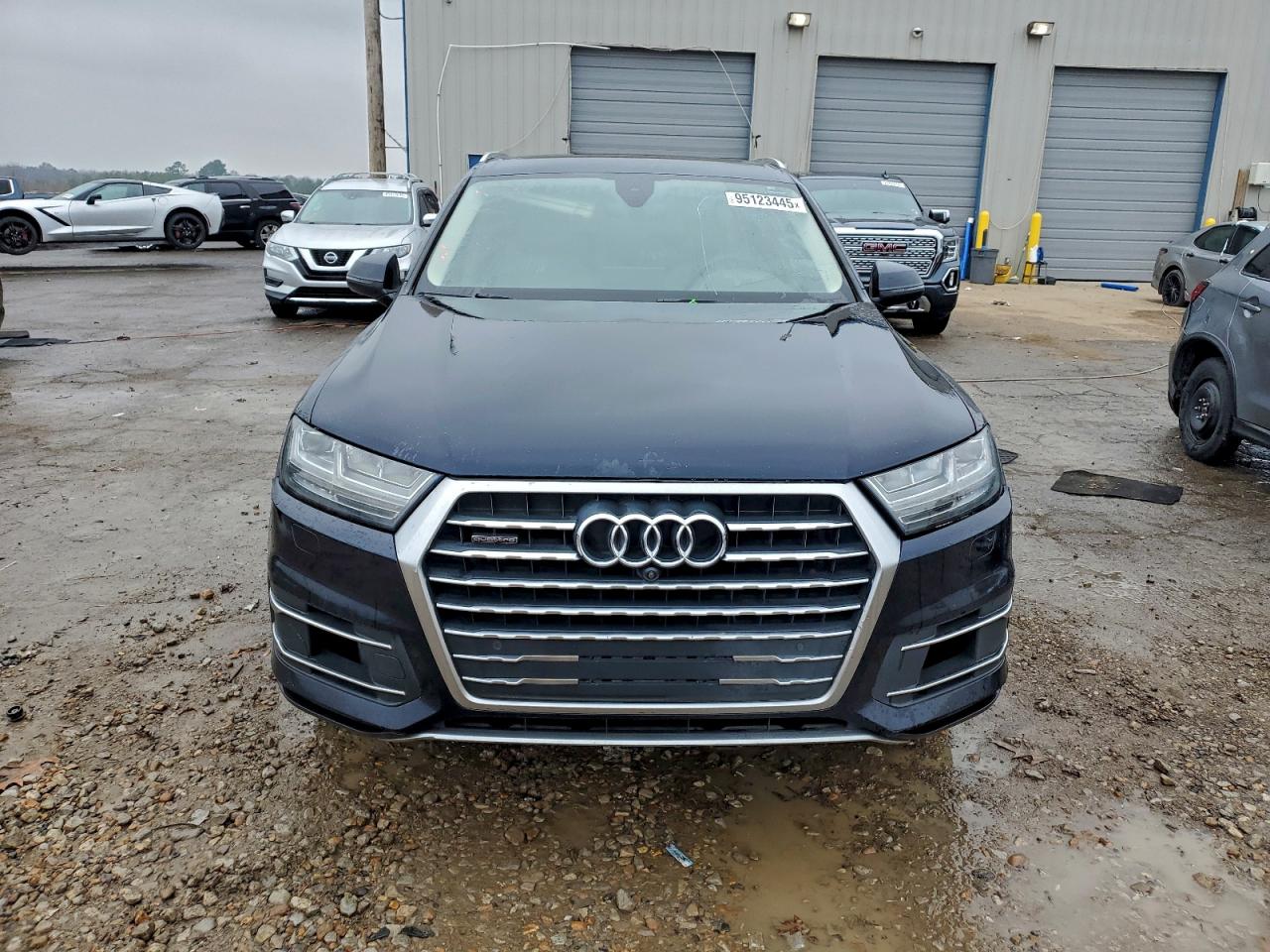 AUDI Q7 PREMIUM PLUS