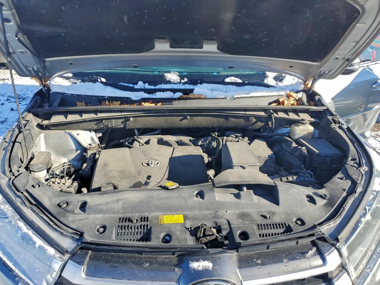 Lot #3305331351 2017 TOYOTA HIGHLANDER