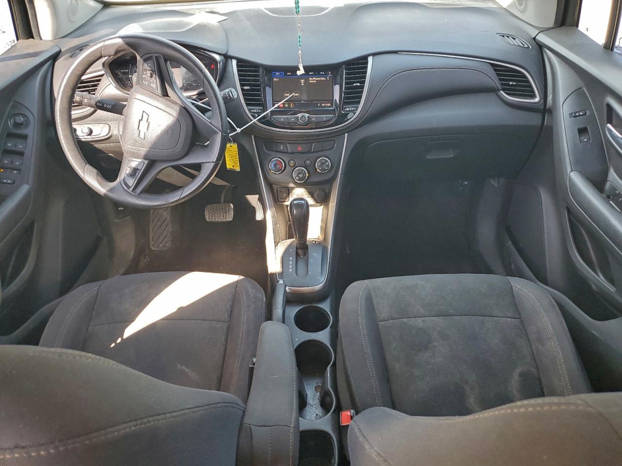 Lot #3316771478 2020 CHEVROLET TRAX LS