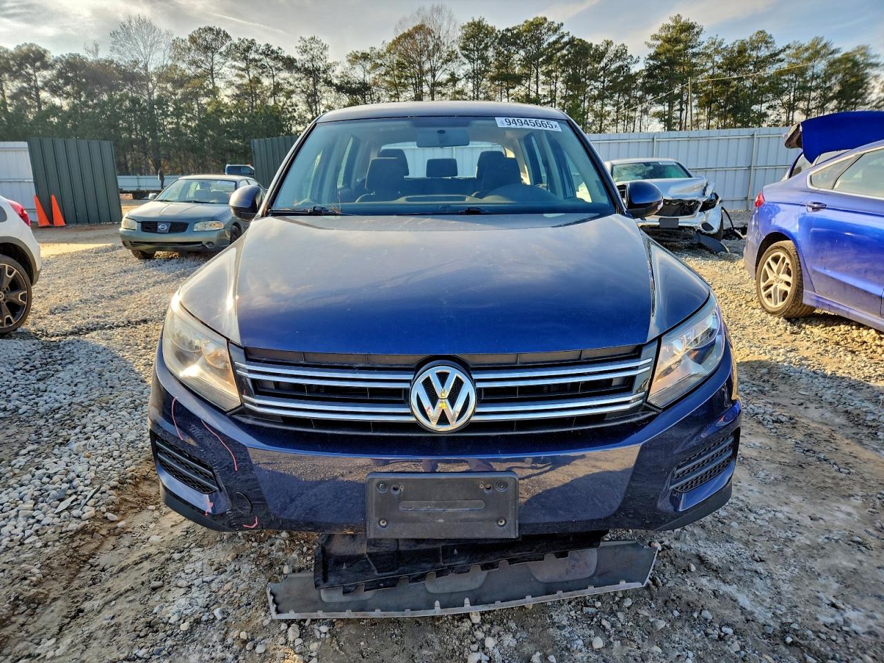 VOLKSWAGEN TIGUAN S
