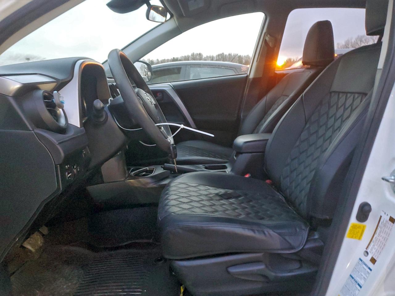 Lot #3311644240 2018 TOYOTA RAV4 LE