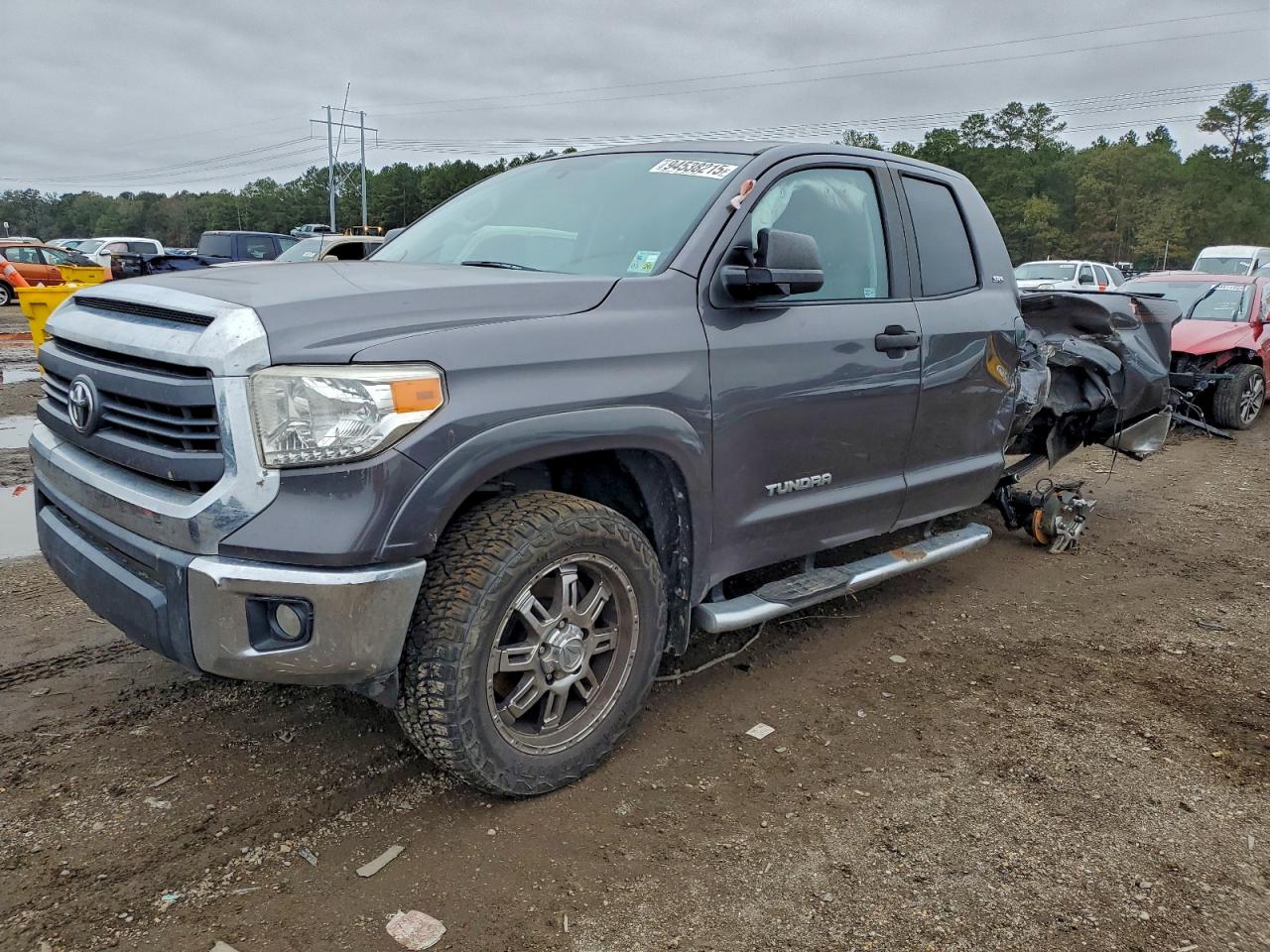TOYOTA TUNDRA DOUBLE CAB SR