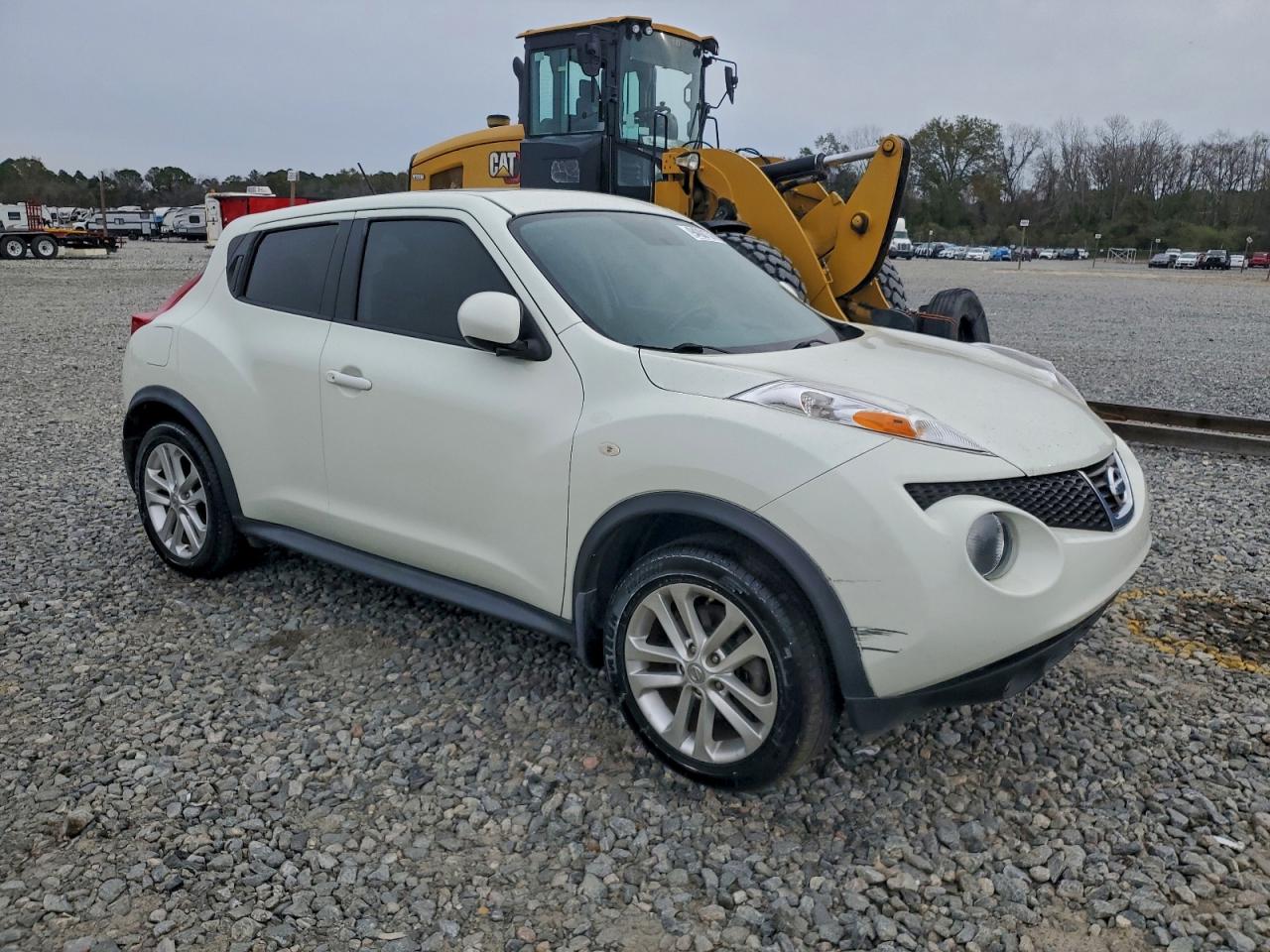NISSAN JUKE S