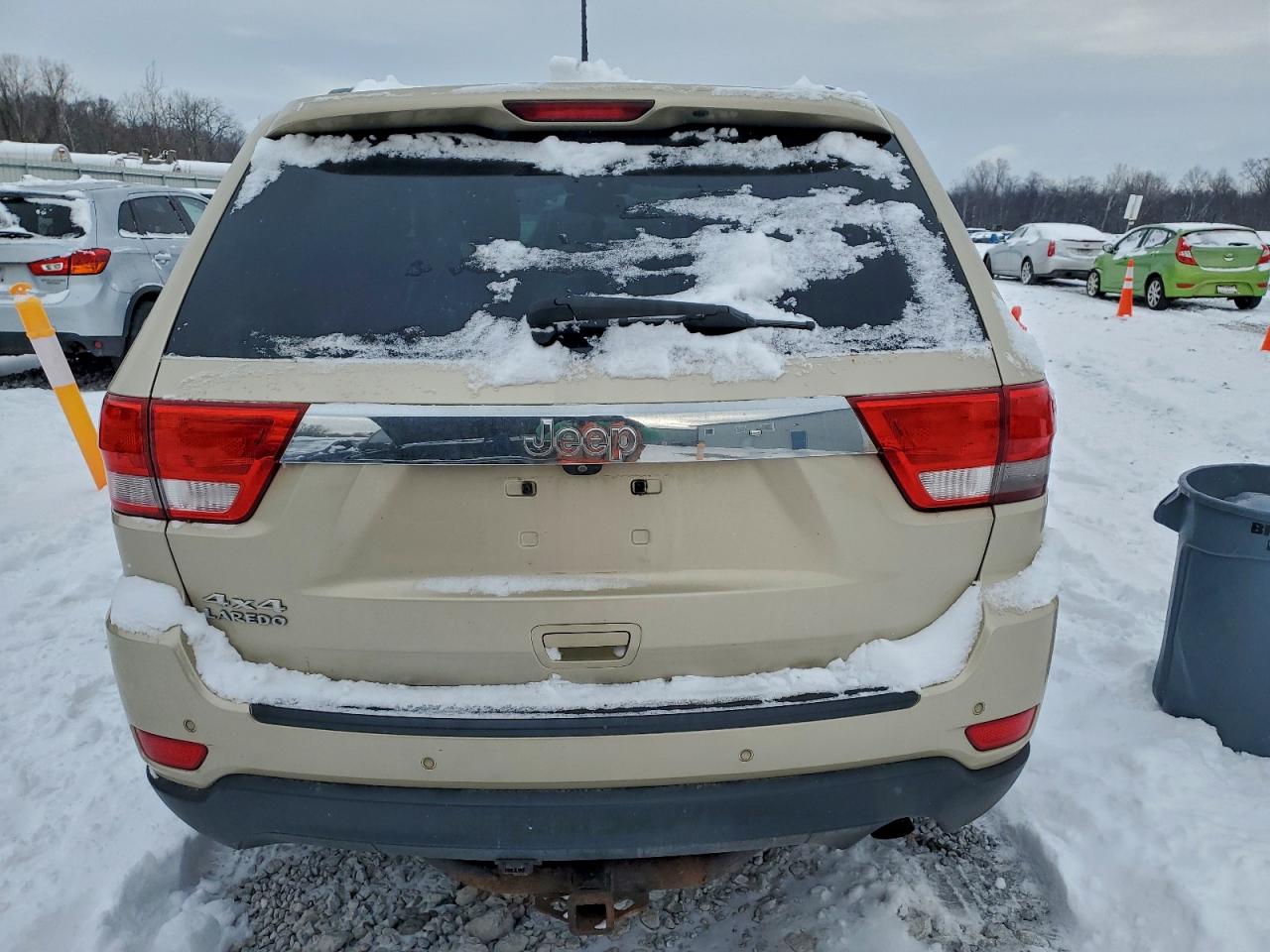 JEEP GRAND CHEROKEE LAREDO
