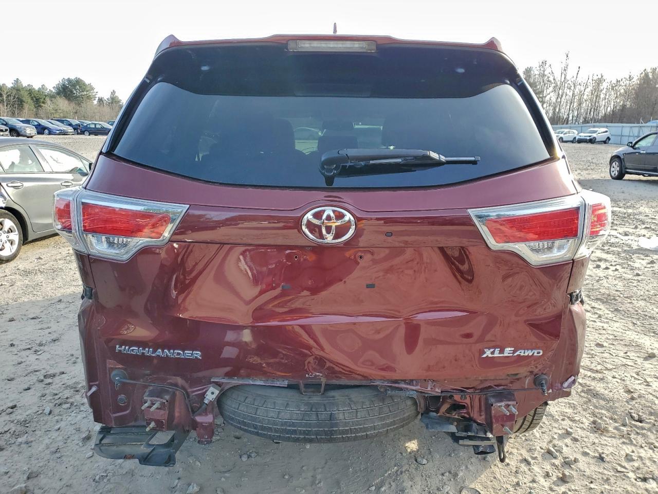 TOYOTA HIGHLANDER XLE