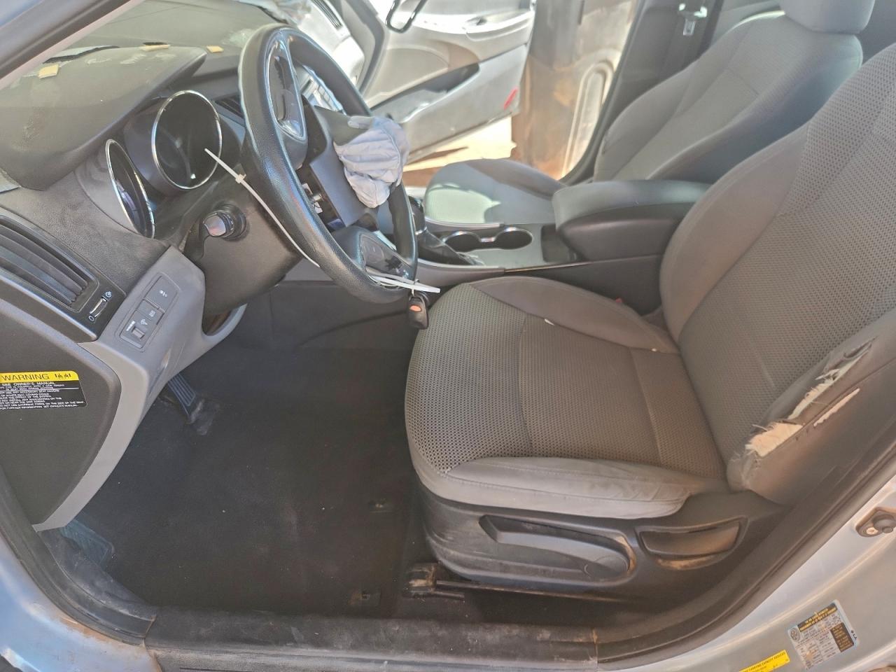 Lot #3317177149 2012 HYUNDAI SONATA GLS