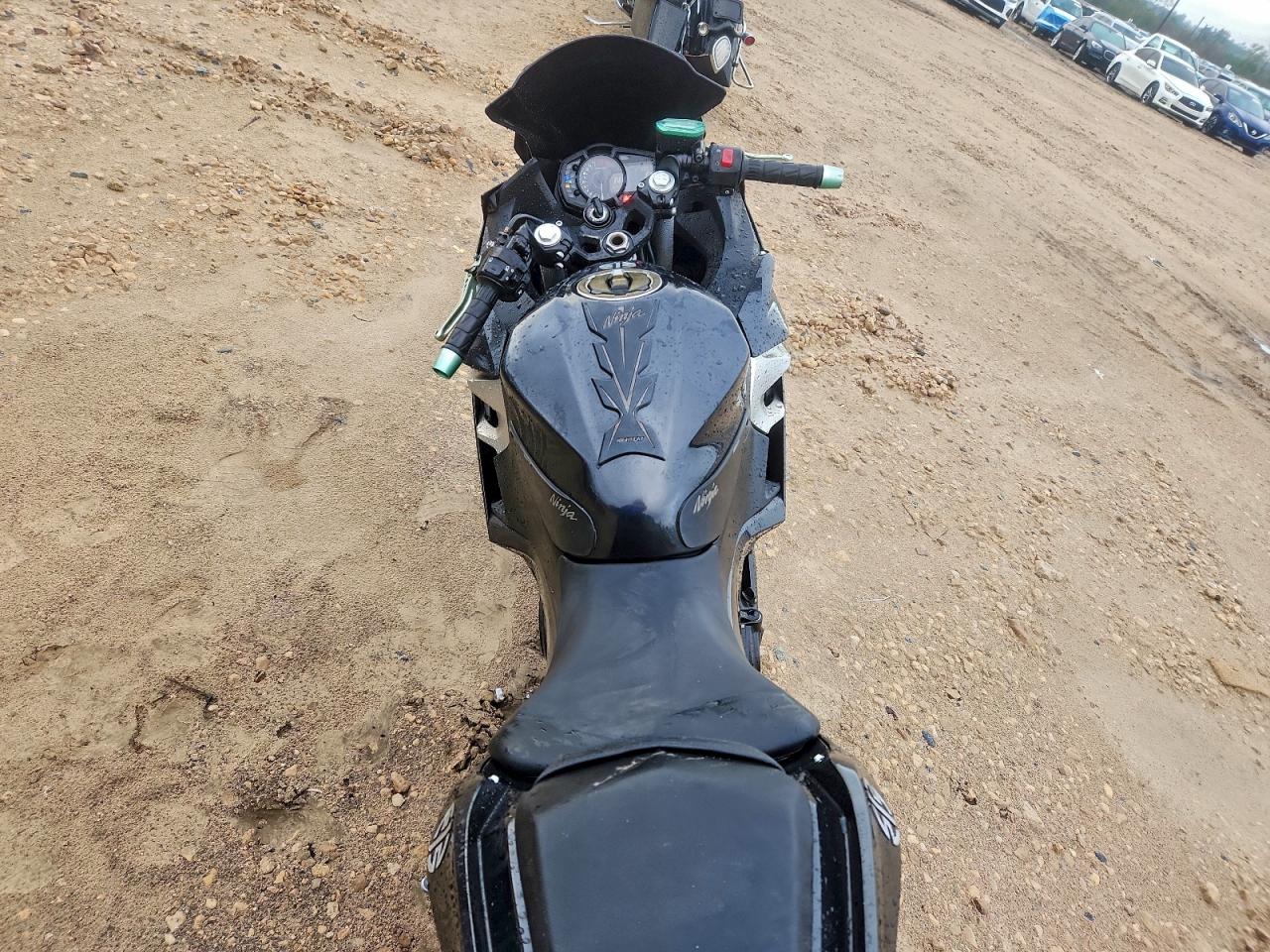 Lot #3315956127 2022 KAWASAKI EX400