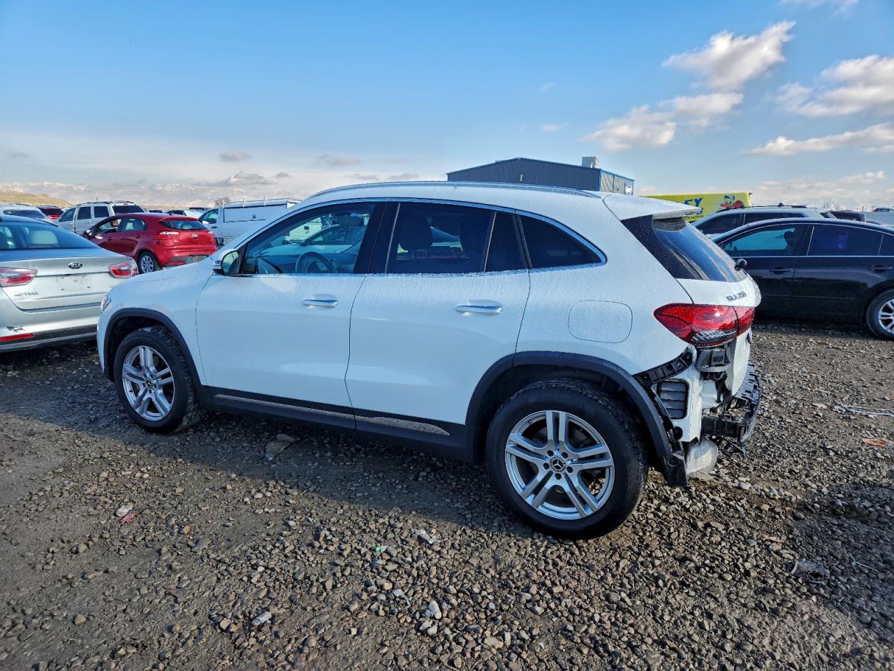 MERCEDES-BENZ GLA-CLASS 250 4MATIC