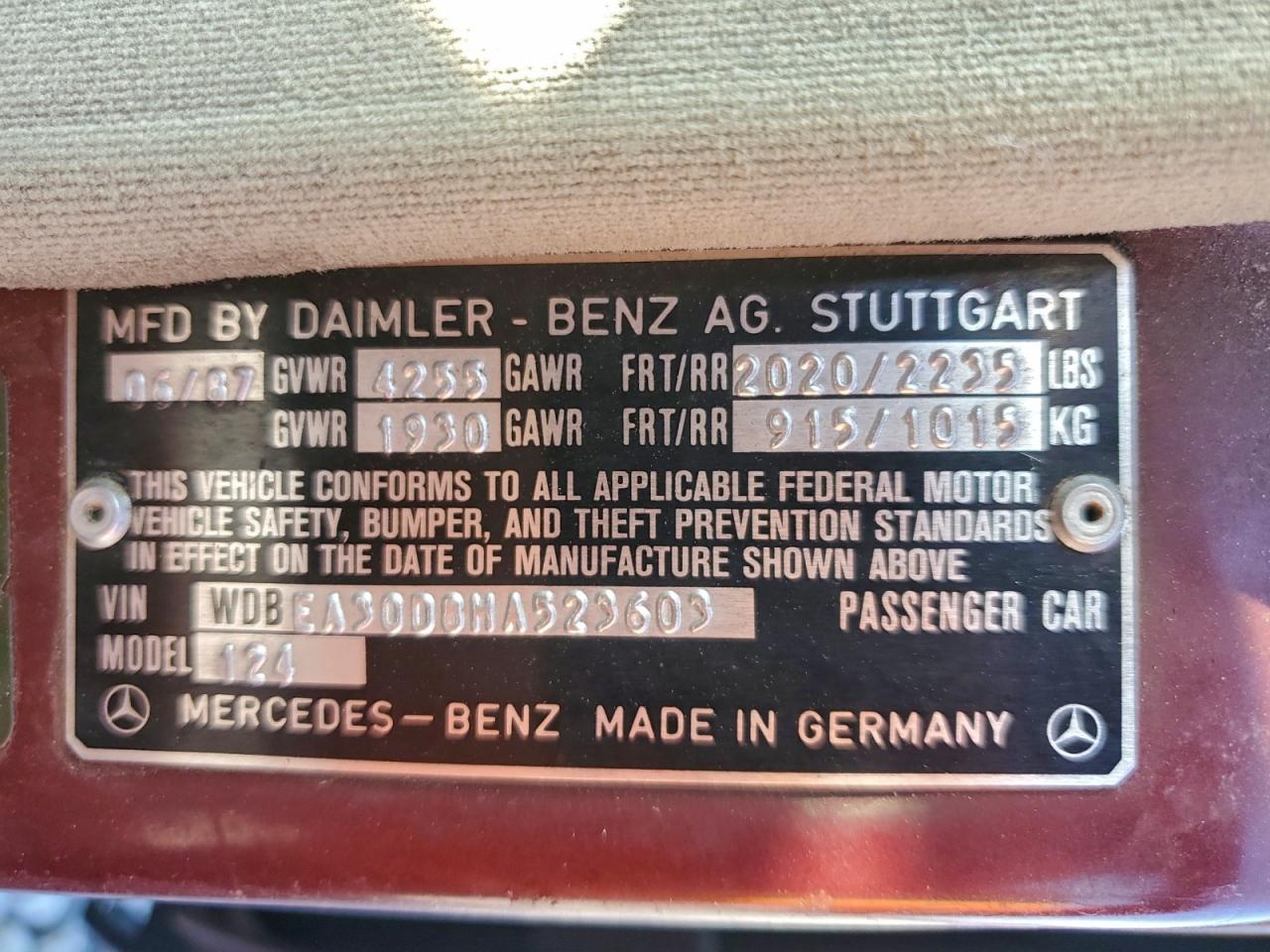 Lot #3304633949 1987 MERCEDES-BENZ 300 E