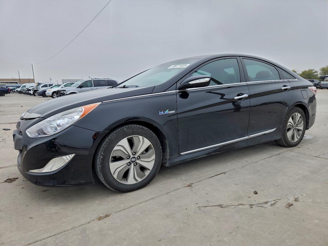 HYUNDAI SONATA HYBRID