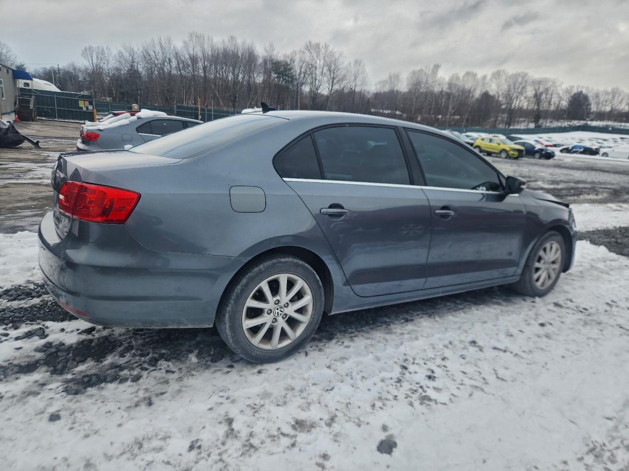 Lot #3308459313 2013 VOLKSWAGEN JETTA SE