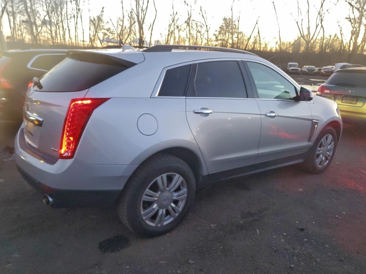 CADILLAC SRX