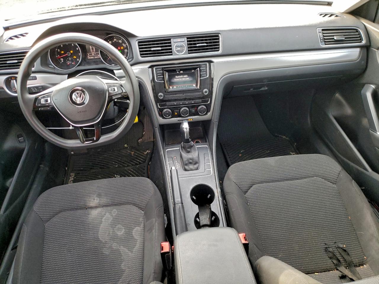 Lot #3312423690 2016 VOLKSWAGEN PASSAT S